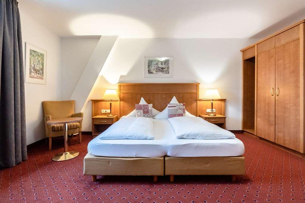 Hotel Sauerlacher Post Room photo